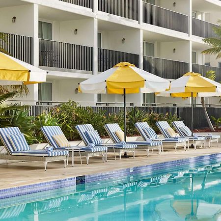 The Beachcomber Hotel & Resort, Ascend Hotel Collection Toukley Luaran gambar The pool at The Standard, East Village