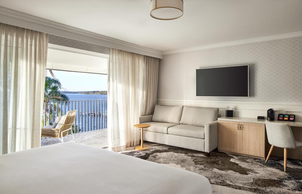 The Beachcomber Hotel & Resort, Ascend Hotel Collection Toukley Luaran gambar A guest room at the Hilton San Diego Bayfront